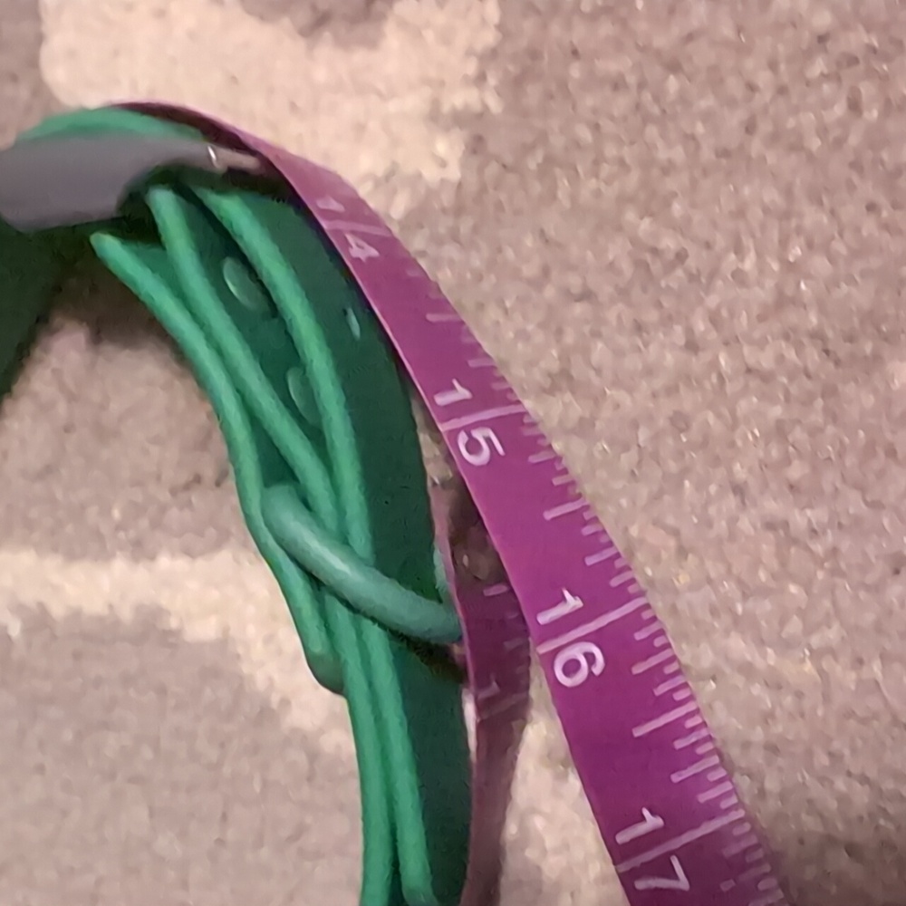 Wild One - Waterproof Dog Collar - M - Picture 6 of 6